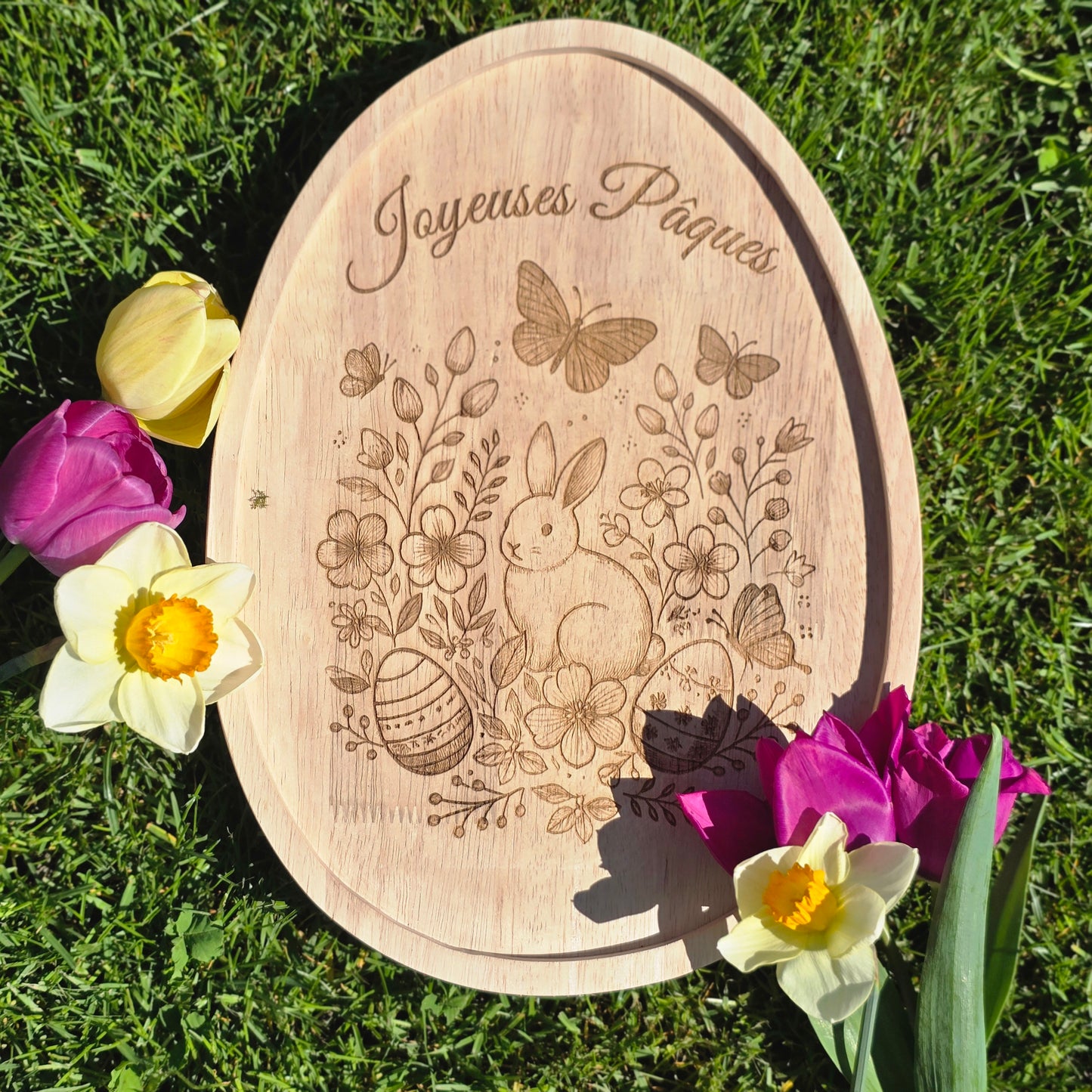 đ Plateau dĂ©coratif "Joyeuses PĂąques" â Gravure sur bois